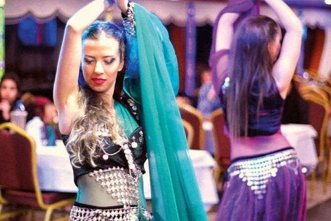 bosphorus-dinner-cruise-tour-with-turkish-night-show