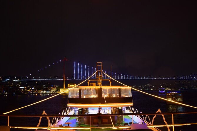 bosphorus-dinner-cruise-with-folk-dance-and-live-performances