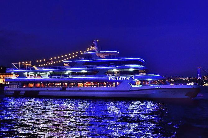 bosphorus-dinner-cruise-with-turkish-music-and-live-performances