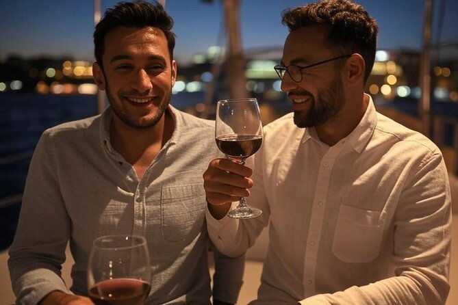 bosphorus-night-yacht-cruise-with-live-violinist