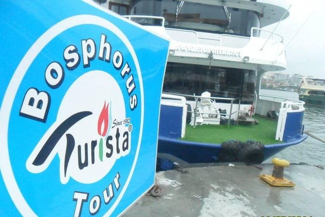 bosphorus-sightseeing-boat-tour