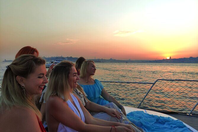 Bosphorus Sunset Cruise with Wine, Feel Special On A Luxury Yacht - An In-Depth Look at the Experience