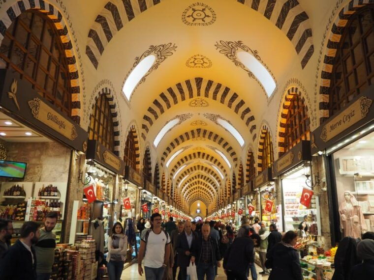 bosphorus-tour-in-the-heart-of-istanbul