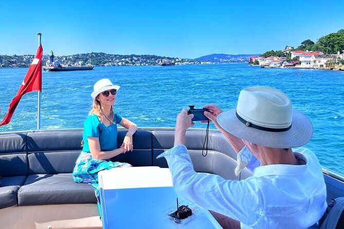 bosphorus-yacht-cruise-with-refreshments-stopover-at-kanlica