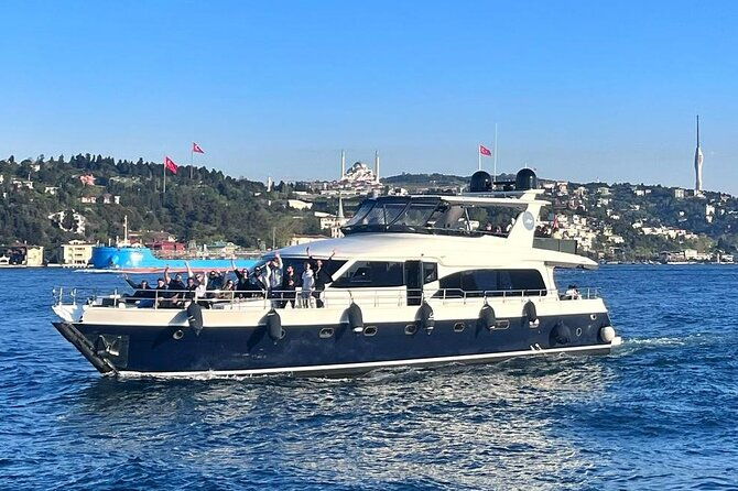 bosphorus-yacht-cruise-with-refreshments-stopover-at-kanlica