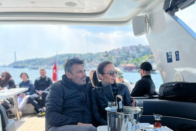 bosphorus-yacht-cruise-with-refreshments-stopover-at-kanlica