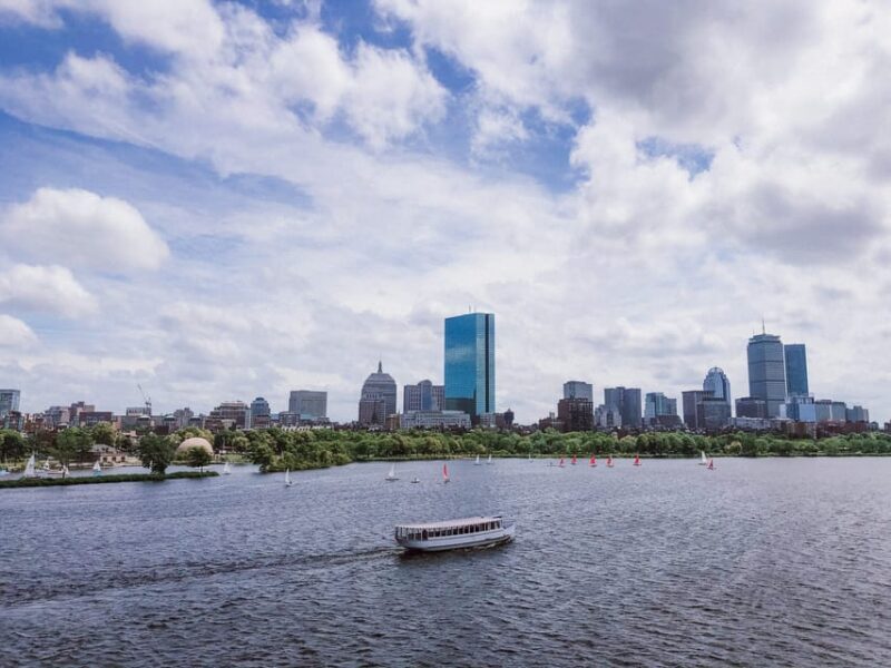 Boston: Charles River Sightseeing Cruise - Key Points  