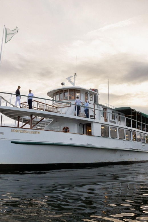 boston-cocoa-and-carols-holiday-cruise