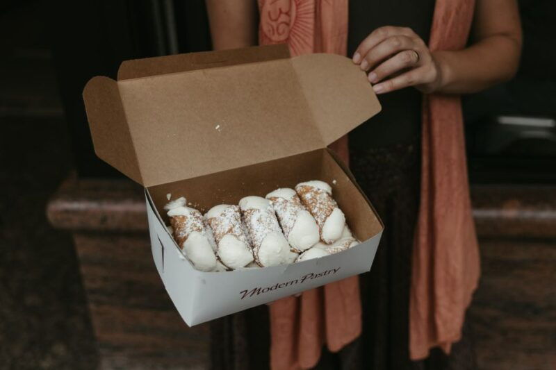 boston-devour-food-tour-of-north-end-public-market
