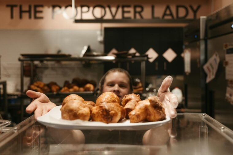 boston-devour-food-tour-of-north-end-public-market
