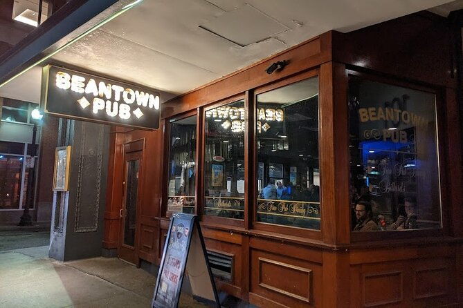 boston-ghosts-boos-and-brews-haunted-pub-crawl-2