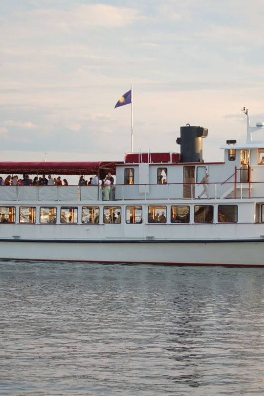 boston-harbor-fall-foliage-luncheon-cruise