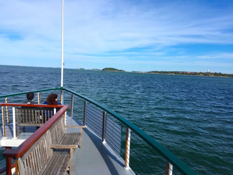 boston-harbor-fall-foliage-luncheon-cruise