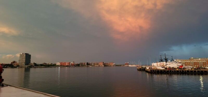 boston-harbor-full-moon-cruise-with-champagne-option