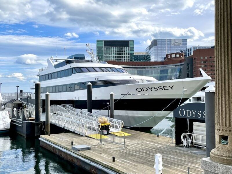 boston-harbor-gourmet-brunch-or-dinner-cruise