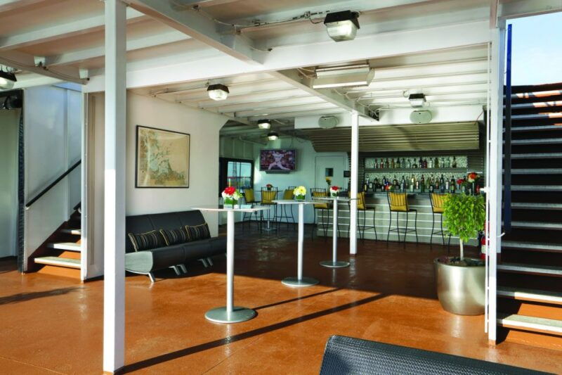 boston-harbor-gourmet-brunch-or-dinner-cruise