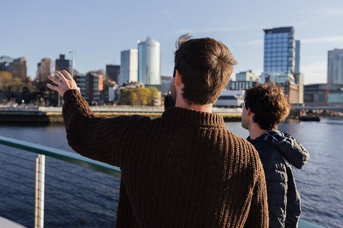 boston-harbor-sightseeing-cruise