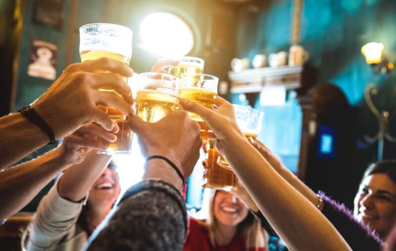 Boston: Historic Pubs Walking & Ferry, Food & Drink Tour - Key Points