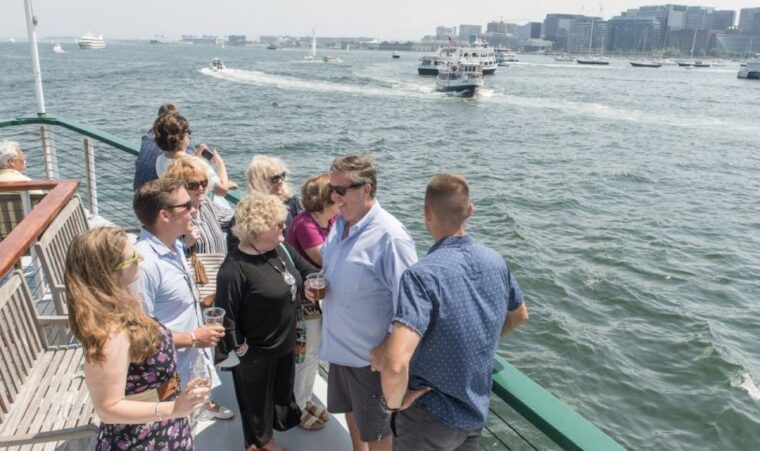 boston-new-england-harbor-cruise