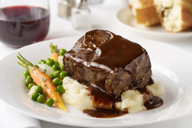 boston-premier-dinner-cruise-on-odyssey
