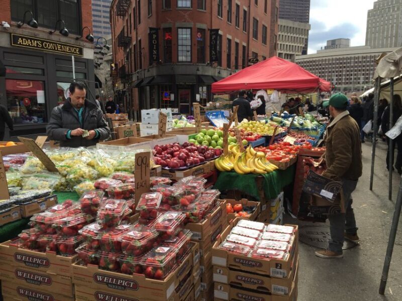 Boston: Seafood Tasting & Historical Walking Tour - The Guides and Group Experience