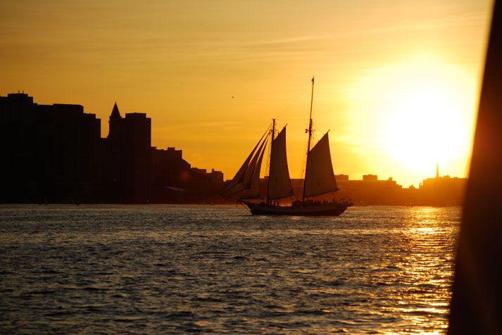boston-sunset-skyline-cruise-with-commentary