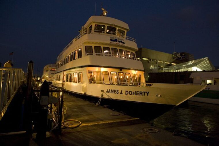 boston-sunset-skyline-cruise-with-commentary