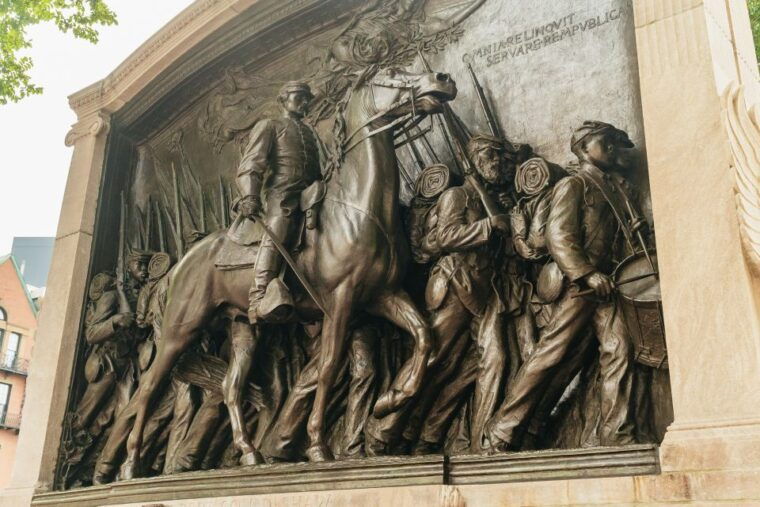 bostons-freedom-trail-a-revolutionary-walking-tour-2