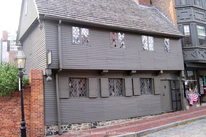 bostons-freedom-trail-private-tour-including-paul-revere-house