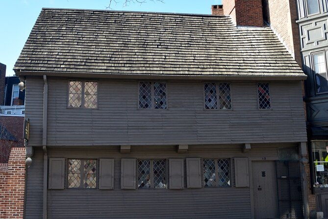 bostons-history-and-highlights-a-self-guided-audio-tour