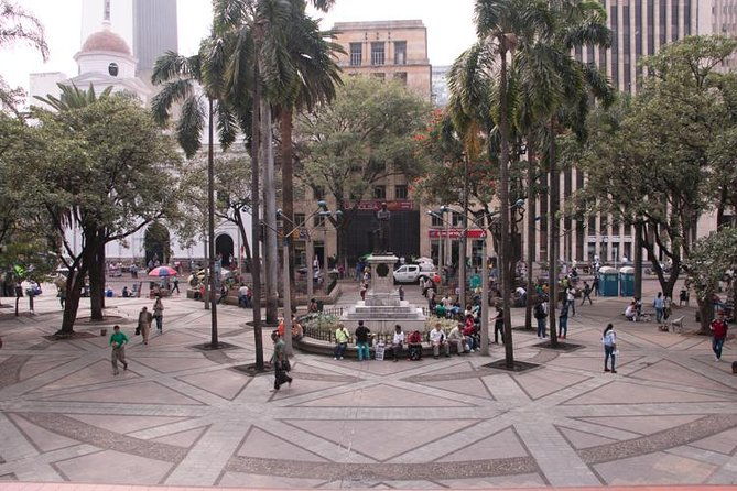 botero-walking-tour-experiencing-medellin-through-the-eyes-of-an-artist