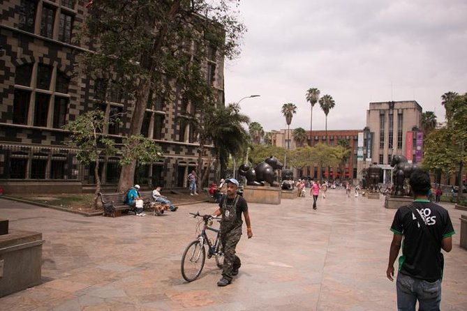 botero-walking-tour-experiencing-medellin-through-the-eyes-of-an-artist