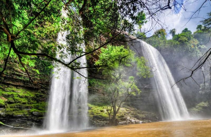 Boti Falls, Umbrella Rock, Aburi Gardens & Cocoa Farm Tour - Key Points