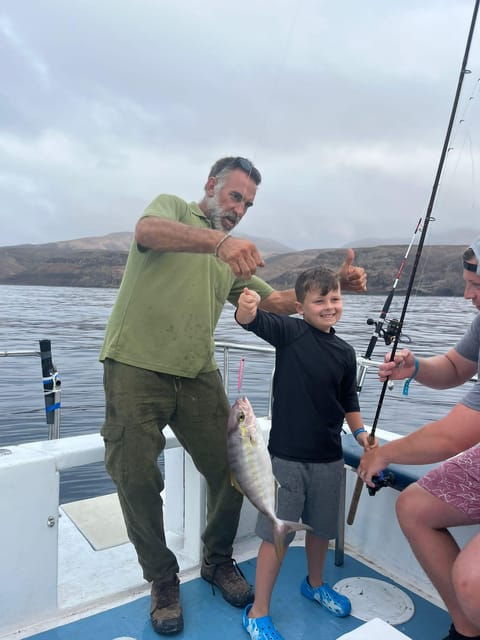 bottom-fishing-light-trolling-puerto-calero-lanzarote