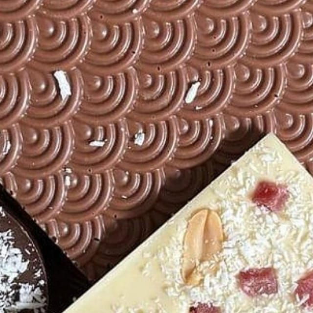boulogne-sur-mer-chocolate-making-workshop-with-chocolatier