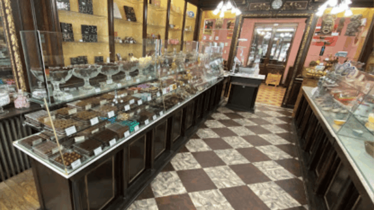 bourg-en-bresse-gourmet-food-walking-tour