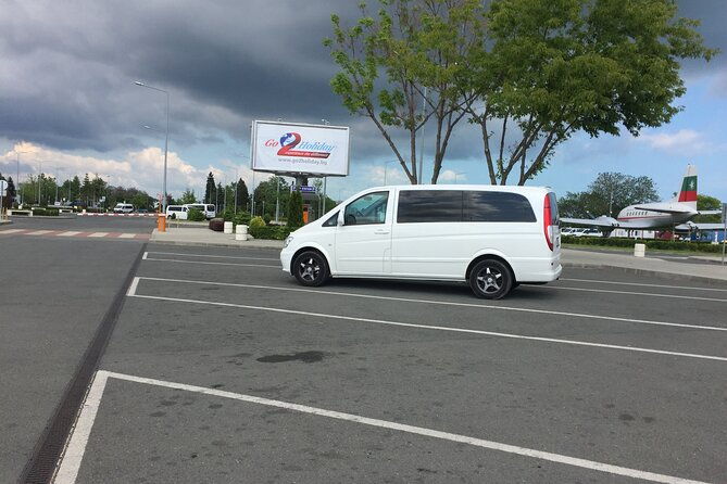 bourgas-airport-st-constantine-and-elena-airport-transfertaxi-bus-service
