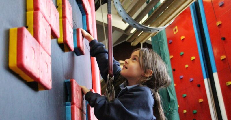 bournemouth-rockreef-indoor-clip-n-climb-entry-ticket