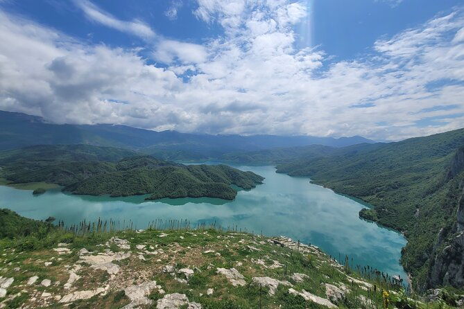 bovilla-lake-view-gamti-mountain-hike-4x4-car-suv-from-tirana