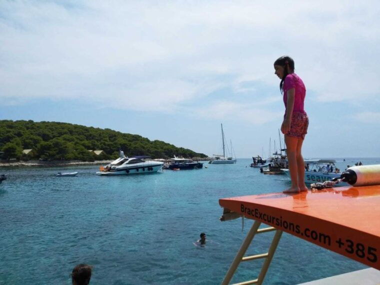 brac-blue-cave-island-hopping-luxury-tour