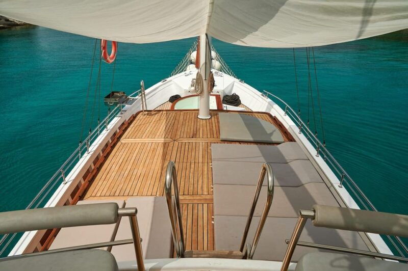 brac-hvar-blue-lagoon-one-day-excursion-by-boat