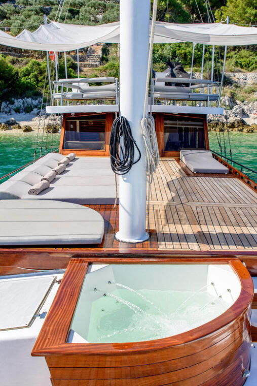 brac-hvar-blue-lagoon-one-day-excursion-by-boat