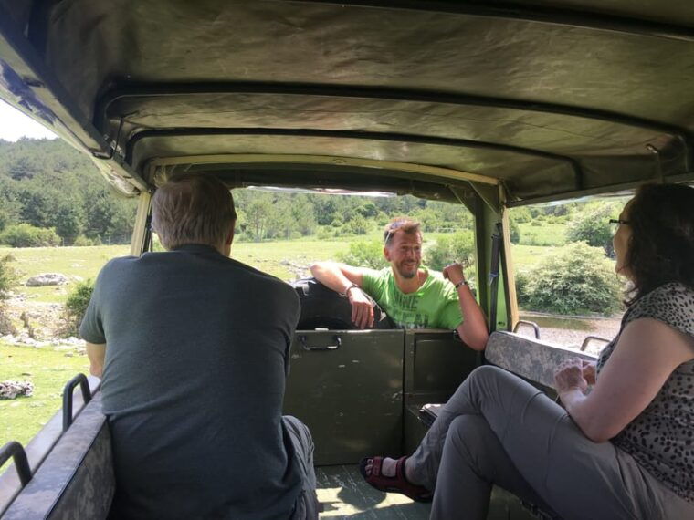 brac-island-exploration-tour-by-four-wheel-drive-jeep