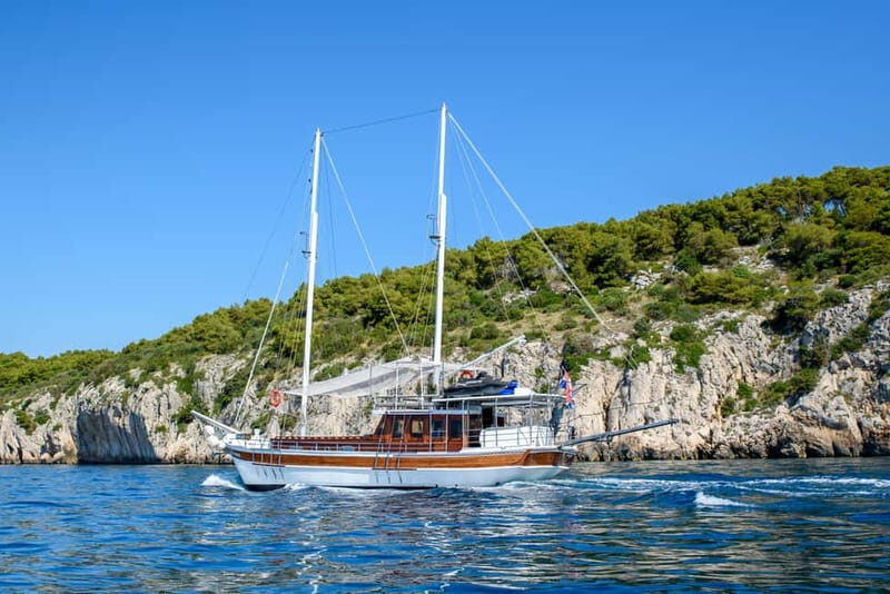 Brac/olta/Blue Lagoon - One-day excursion by boat - Water Activities and Entertainment
