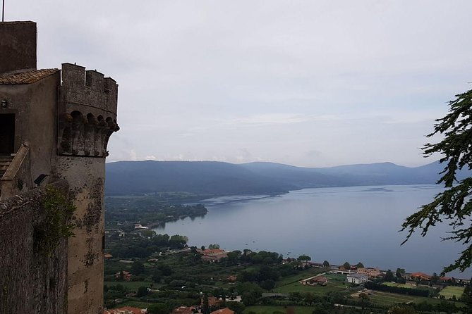 bracciano-odescalchi-orsini-ancient-castle-tour-with-lunch