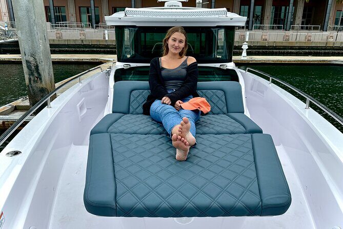 Bradenton Luxury Private Charter Rental: Boat Rental with Captain - Who should book this tour?