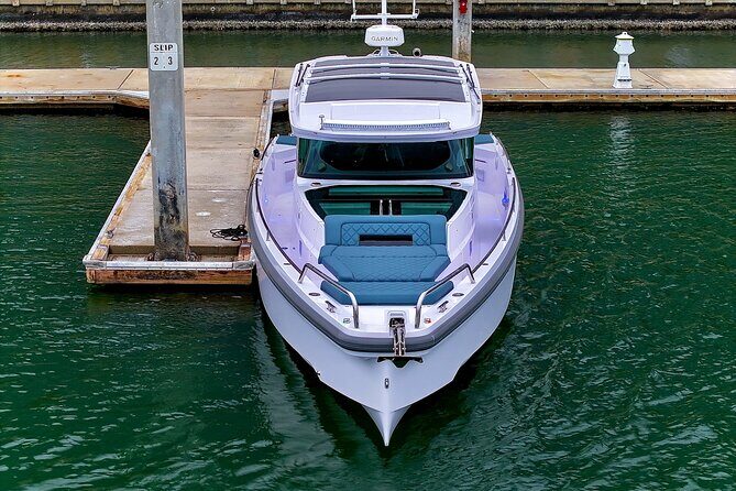 Bradenton Luxury Private Charter Rental: Boat Rental with Captain - FAQ