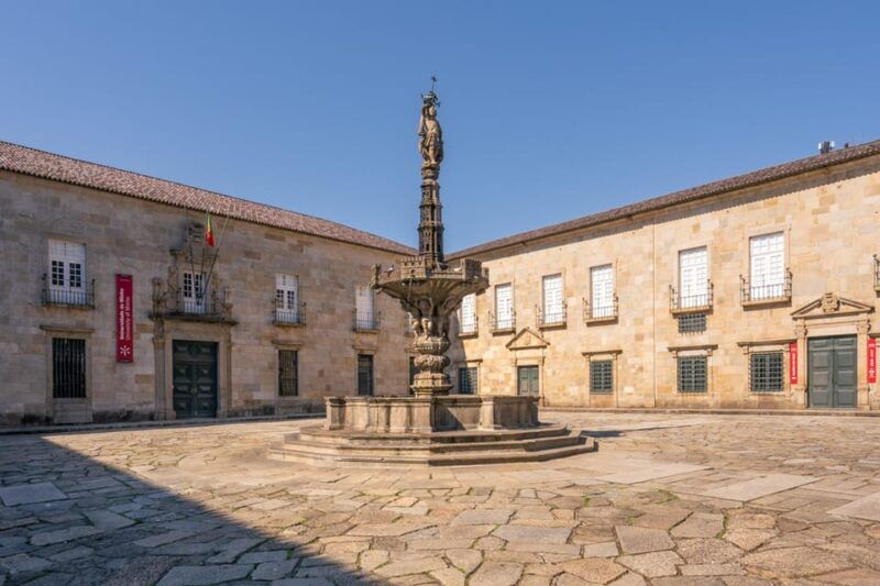 braga-flexible-walking-tour-in-historic-center