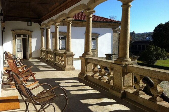braga-guimaraes-1-day-with-lunch-farm-and-wine-tasting