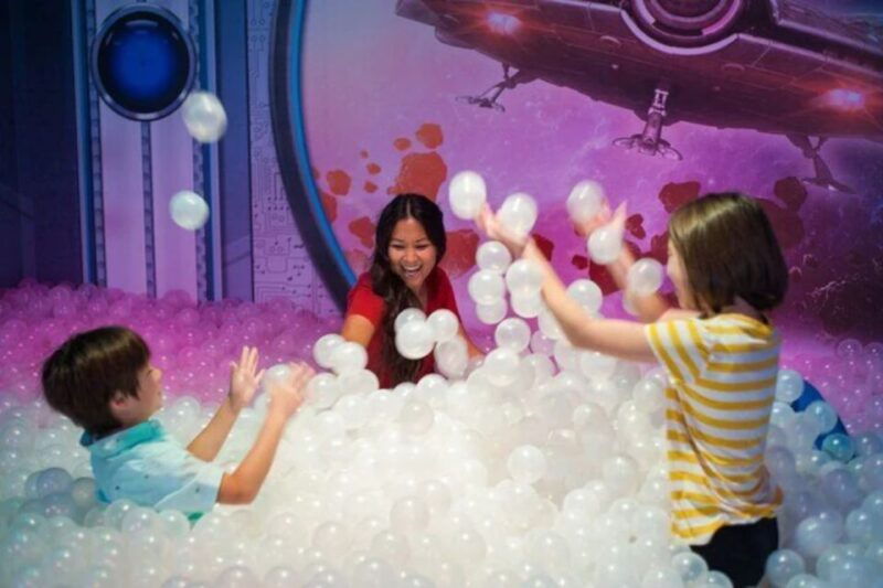 branson-beyond-the-lens-techno-tainment-combo